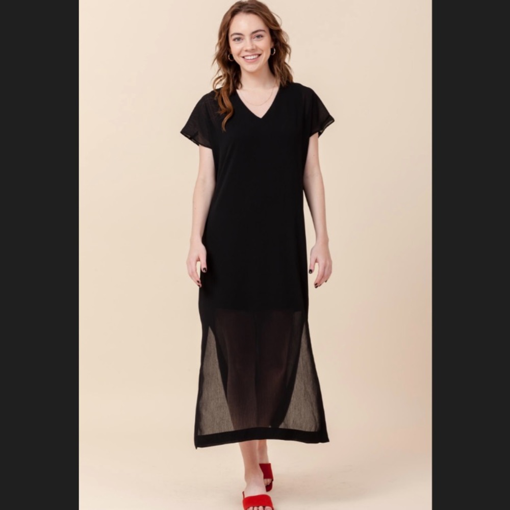 V-NECK MAXI DRESS WITH SIDE SLITS